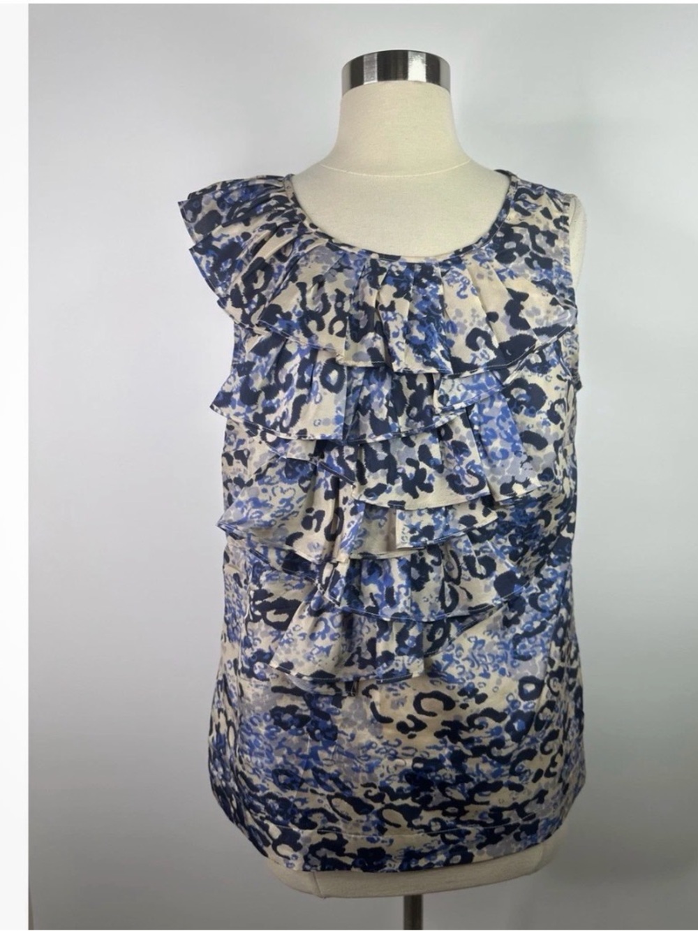 Cabi 100% Silk Sleeveless Ruffle Front Blue Printed Women’s Top